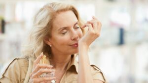 "Eu tentei o perfume viral do feromônio para ver a reação do meu marido – isso realmente funciona?"