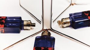 Os melhores perfumes árabes para elevar seu guarda -roupa de fragrância