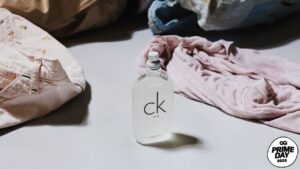 CK One, o perfume definidor dos anos 90, está à venda como se fosse à prova de inflação