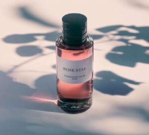 O novo perfume de rosa da Dior é uma lufada de ar fresco