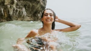 Perfumos femininos frescos para o verão de 2025: o melhor para combater o calor