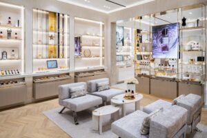 Dentro da nova boutique Dior Beauty no South Coast Plaza