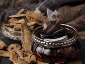 7 melhores perfumes do oud nos Emirados Árabes Unidos, para 2024