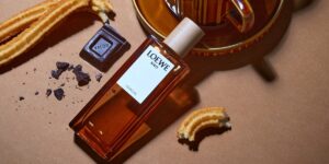 Os 17 melhores perfumes amadeados para homens