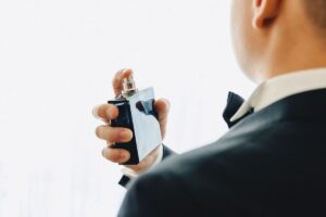 Os dez melhores perfumes para ir ao escritório e causar uma boa impressão em 2025
