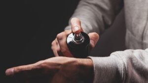 Perfumos de escritório masculinos que duram o dia todo