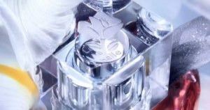 As botas reduzem o perfume de 100 libras para £ 47, que é “forte e duradouro”