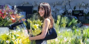 11 perfumes florais modernos que cada garota de TI está vestindo agora