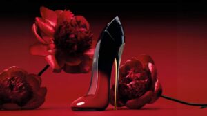 Testei Carolina Herrera Very Good Girl Elixir – como cheirar um buquê de rosas