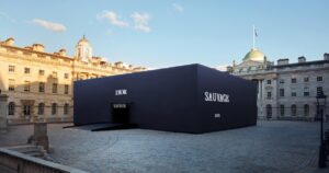 Dior aposta em cuidados masculinos com pop-up da Sauvage London