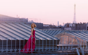 Natalie Portman ama em voz alta para Miss Dior Essence