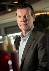 Coty amplia aposta em perfumaria massiva