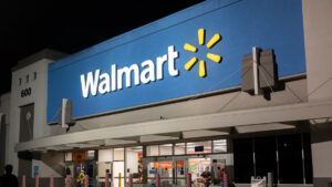 O Walmart está vendendo um perfume Lancome ‘elegante’ de US $ 145 por apenas US $ 31, e os compradores dizem que é ‘o melhor perfume’