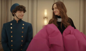 Lancôme convoca os vencedores do Oscar Damien Chazelle e Julia Roberts para novo anúncio