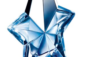 Por que, graças ao TikTok, seu perfume favorito dos anos 90 está de repente de volta à moda