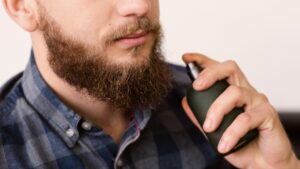 8 perfumes árabes masculinos mais vendidos para você usar com confiança