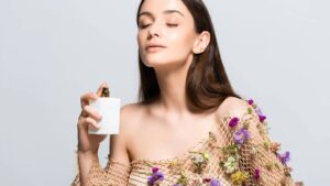 Como escolher perfumes femininos duradouros gastando até R$ 85