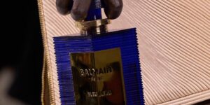 Os 12 melhores perfumes para experimentar em 2025, além de um guia para encontrar seu perfume exclusivo