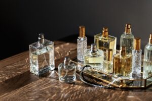 Obtenha elegância sem esforço com uma das fragrâncias frescas favoritas da indústria da beleza